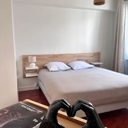 Grand Appartement Ultra Moderne Plein Centre, Plage A Pieds, Avec Parking Concarneau Exterior photo