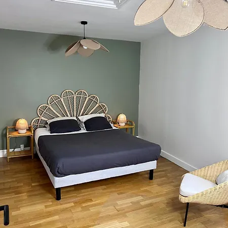 Grand Appartement Ultra Moderne Plein Centre, Plage A Pieds, Avec Parking Concarneau Exterior photo
