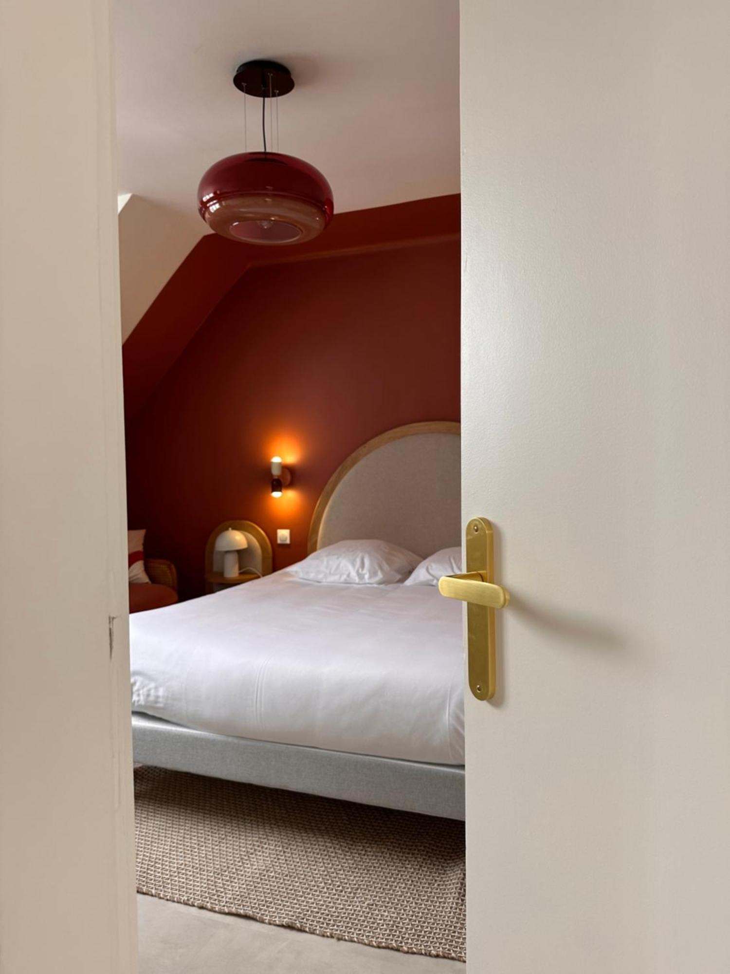 Apartment Grand Ultra Moderne Plein Centre, A Pieds, Avec Parking Concarneau